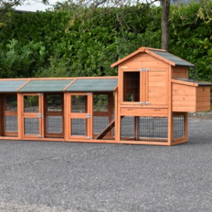 Chickencoop Prestige Small offers a lot of space for your animals