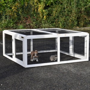 The rabbit run can also be placed seperately