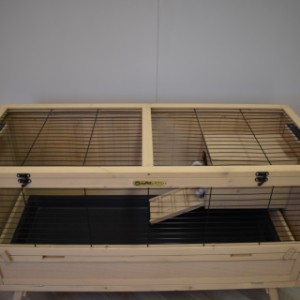 Cage Nina is suitable for rabbits or guinea pigs