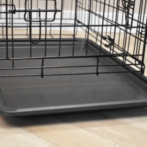 This Profit 63 cm dog crate for your dog has a removable tray
