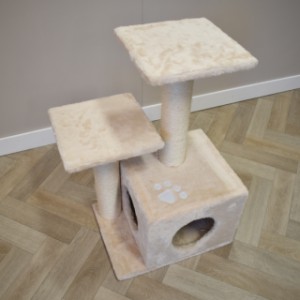 Cat tree Karlijn is provided with sisal scratching poles