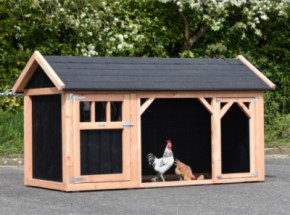 Chickencoop Belle 1 with pointed roof · douglas/black · 254x129x140cm