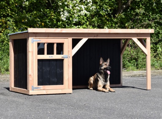 Dog house Isa 2 with veranda · Douglas/black · 242x122x113cm