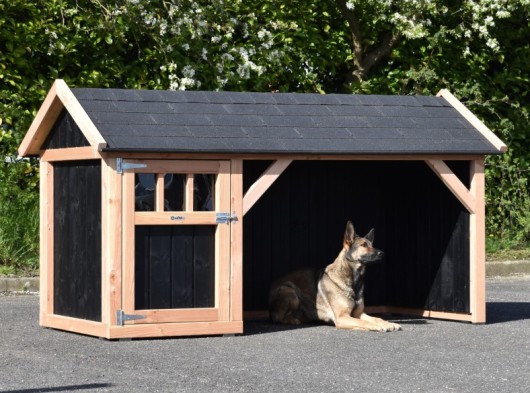 Dog house Isa 1 with pointed roof and veranda 254x129x140cm