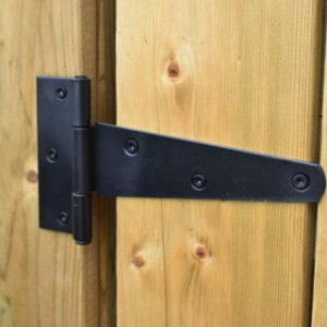 The play house Dream is provided with black hinges