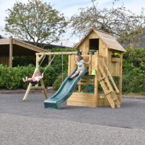 Play house Dream 120 is provided with an additional swing