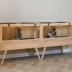 The indoor hutch Anna Double fits beautifully in any interior.