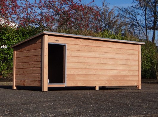 Dog House Loebas XXL - Douglaswood, Insulated 310x155x122cm.