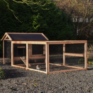 Rabbit hutch Eggy with run - More playtime fun! A spacious run where rabbits feel completely at home.