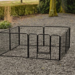 The puppy enclosure Octa can also be placed as a square