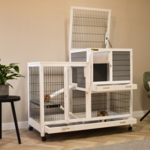 Rabbit cage Esmee has many openings