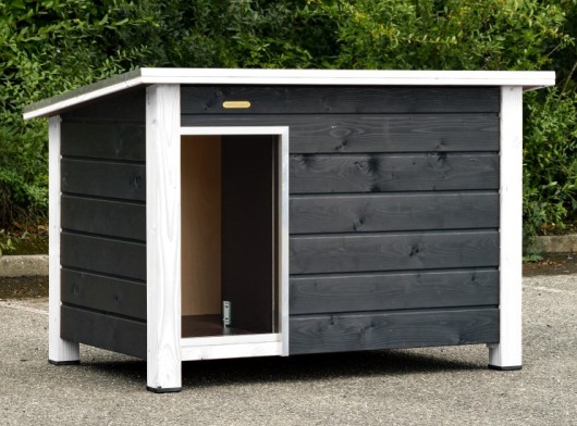 Doghouse Wolf Black/White
