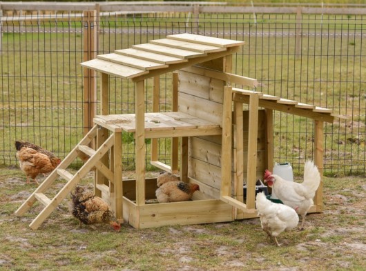 Chicken play center 167x192x111 cm