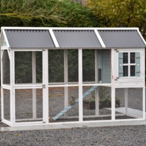 Rabbit hutch Alexia comes with a spacious run for your rabbits.