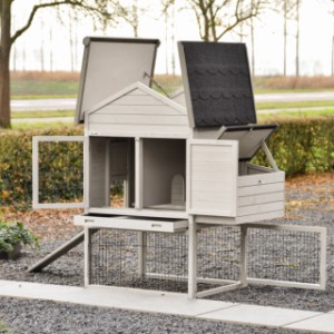 The Prestige Medium has many doors and hatches for easy cleaning.