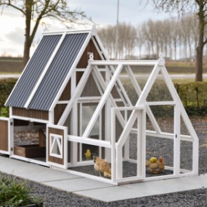 Chicken coop Pip with run has 2 outward-opening doors