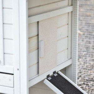 The door of the night shelter can be slid to the left and to the right