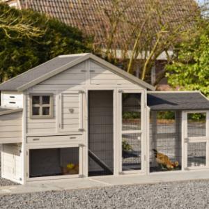 Chickencoop Holiday Medium with nest box and extra run