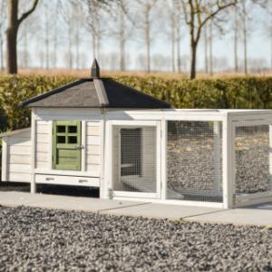 Ambiance Small creates a cosy atmosphere in the garden