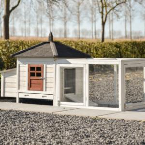 Ambiance Small creates a cosy atmosphere in the garden