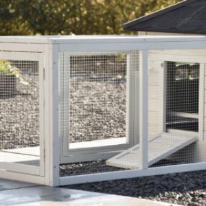 Ambiance Small add-on run with wire roof is an extension for the Ambiance Small coop
