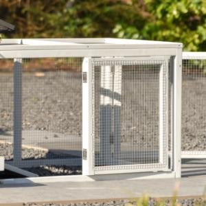 Ambiance Small add-on run with wire roof has 2 doors