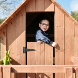 Playhouse Dream | The door can be closed with a small black latch.