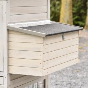 The chickencoop Prestige Large, with an attached laying nest