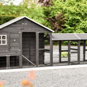 Holiday Large Black chicken coop with 2 runs and nesting box
