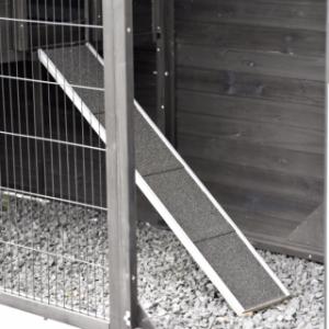 The ramp allows rabbits to easily enter the night shelter of the Holiday Large rabbit hutch