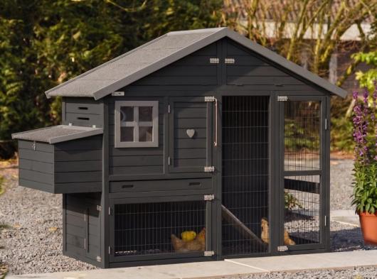 Chickencoop Holiday Medium with nest box 209x88x151cm