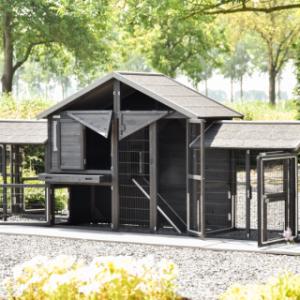 The rabbit hutch Holiday Medium Black has many doors
