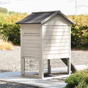The rabbit hutch Prestige Small, shown from the backside