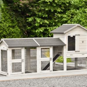 The rabbit hutch Prestige Small Light-grey is an acquisition for your garden