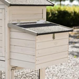 The Prestige Small chicken coop has been expanded with a laying nest