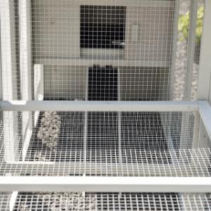 Rabbit hutch Julia | the additional run is provided with a mesh roof