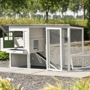 The Julia chickencoop offers many expansion options