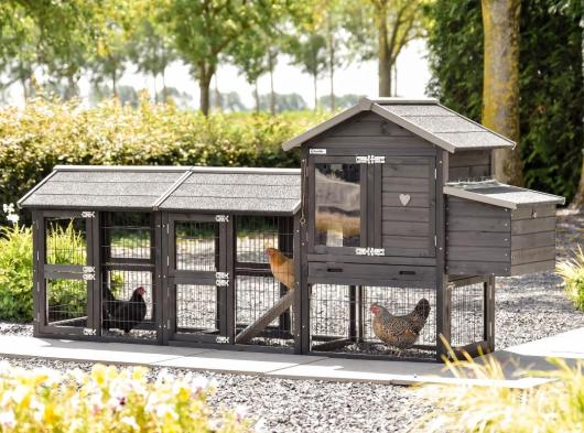 Chickencoop Prestige Small Black with 2 runs and laying nest 265x72x122cm