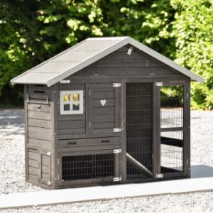 The rabbit hutch Holiday Small is suitable for 2-3 rabbits