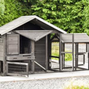 The rabbit hutch Holiday Small Black has many doors