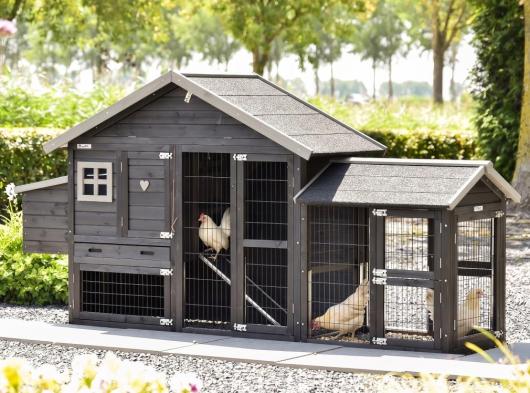 Chickencoop Holiday Small Black with run Space and laying nest 253x73x128cm