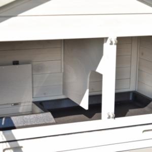 The upper level of the Excellent Medium rabbit hutch