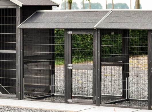 Intermediate run Space Large Black Anti-gnaw 125x83.5x129.6cm