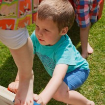 The climbing wall @wall is a nice acquisition for your play equipment!