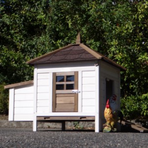 Chickencoop Ambiance Small is an acquisition for your yard