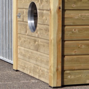 The kennel Rex 2XL is made of impregnated wood