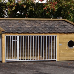 The kennel Rex 2 is suitable for all dogs, from small till large!
