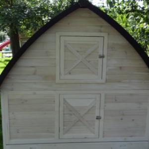 The backside of the rabbit hutch Kathedraal XL