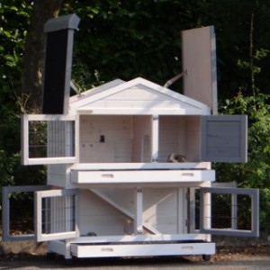 The rabbit hutch Excellent Small is provided many doors