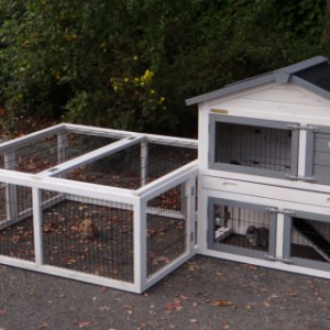 Rabbit hutch Regular Small is extended with a Multirun
